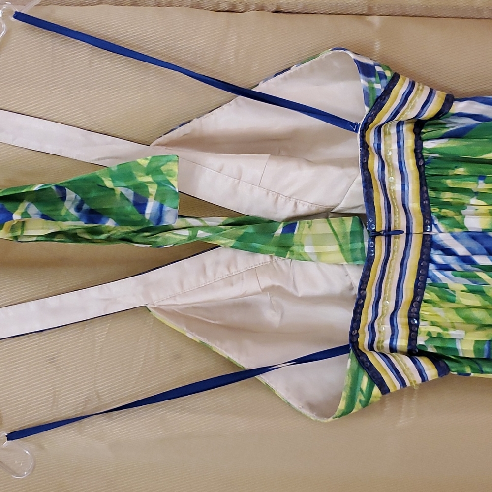 BCBG - Picture 4 of 5